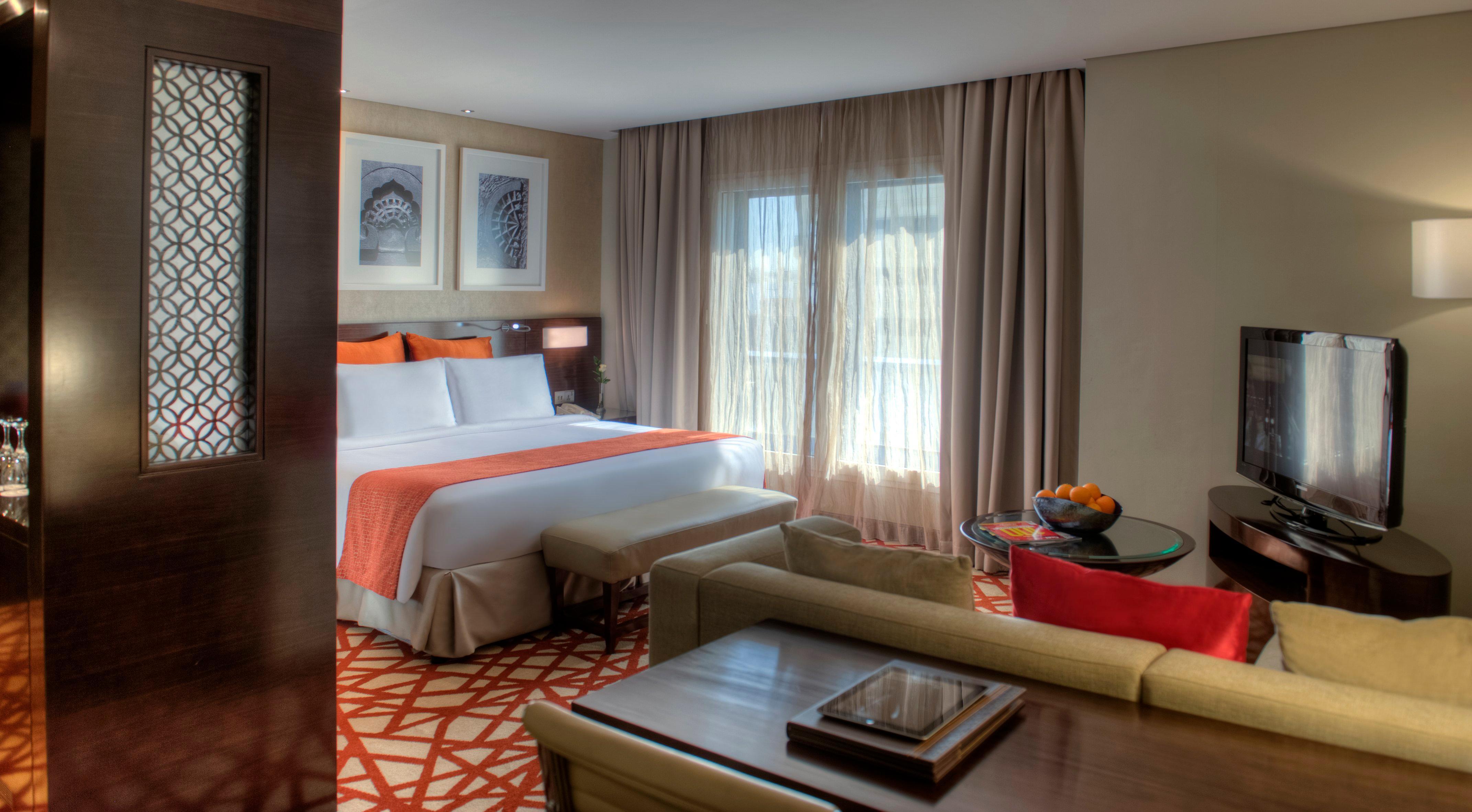 Crowne Plaza Dubai Deira, an IHG Hotel Ruang foto