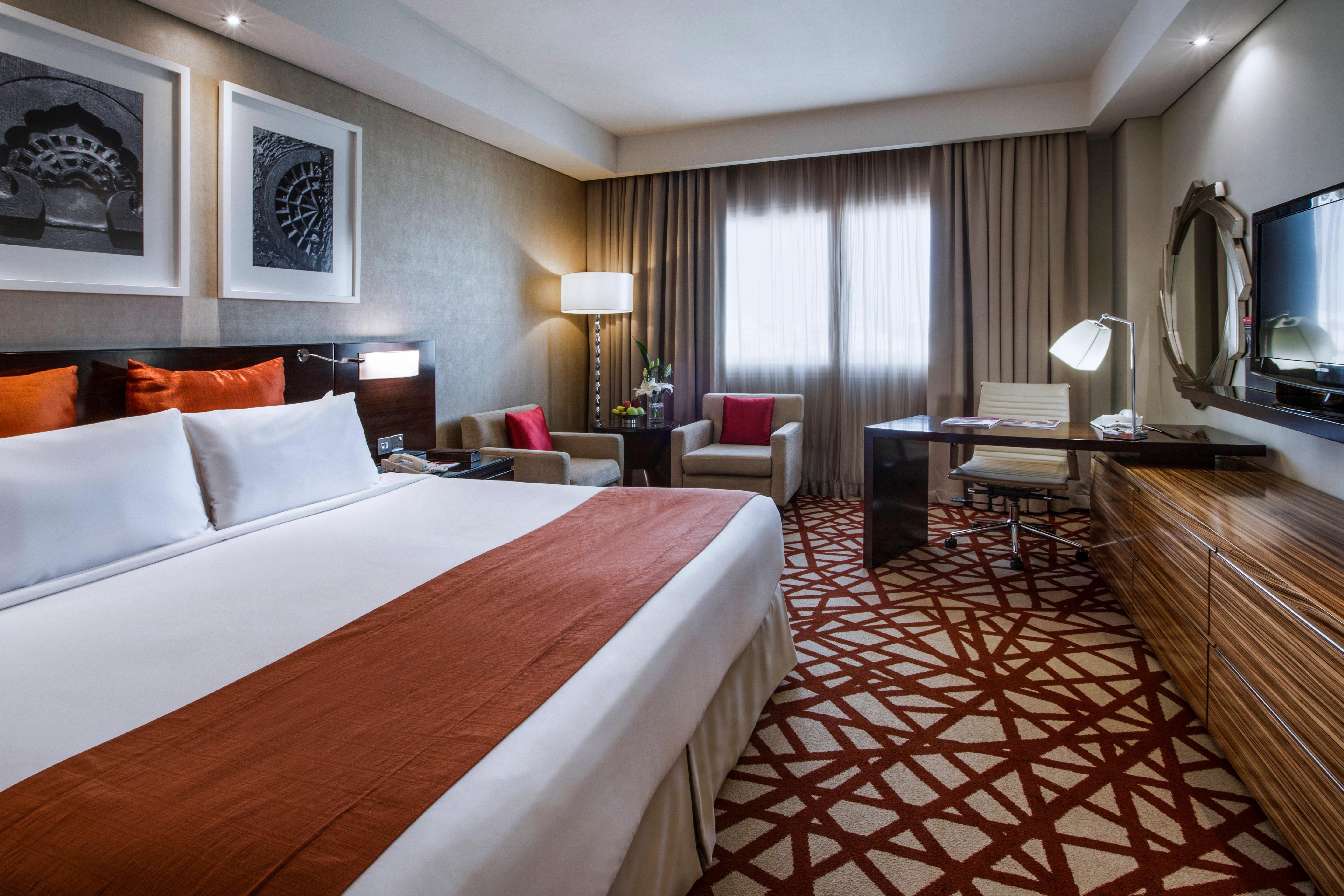 Crowne Plaza Dubai Deira, an IHG Hotel Bagian luar foto